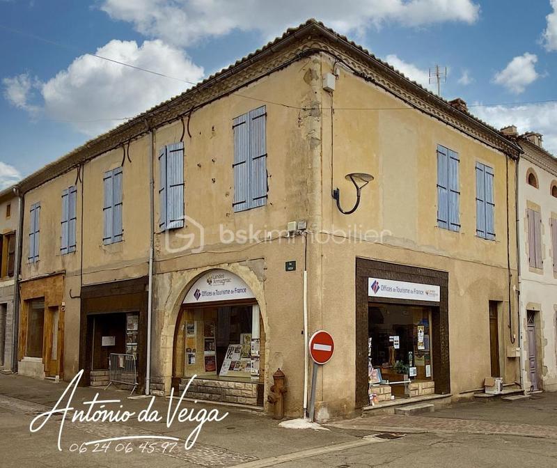 Maison de ville - 300 m² - 7 pièces