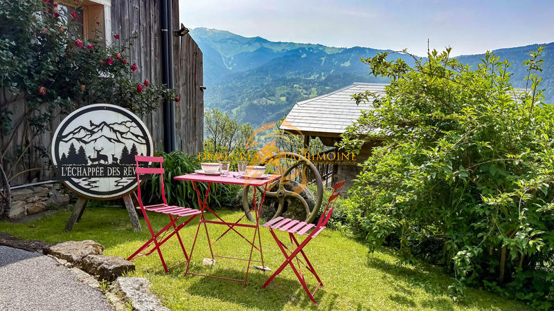 Maison - 400 m² - 10 pièces