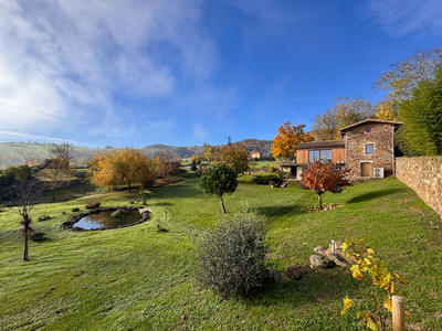 Propriété - 154 m² - 8 pièces