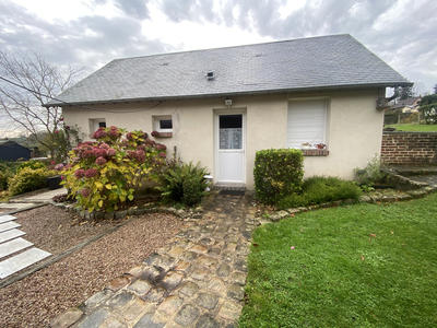 Maison - 80 m² - 5 pièces