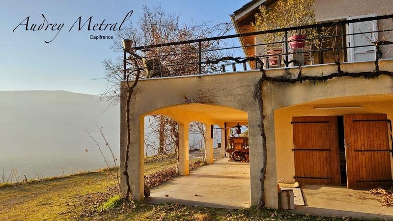 Maison - 90 m² - 3 pièces