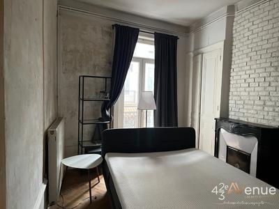 Appartement - 100 m² - 4 pièces