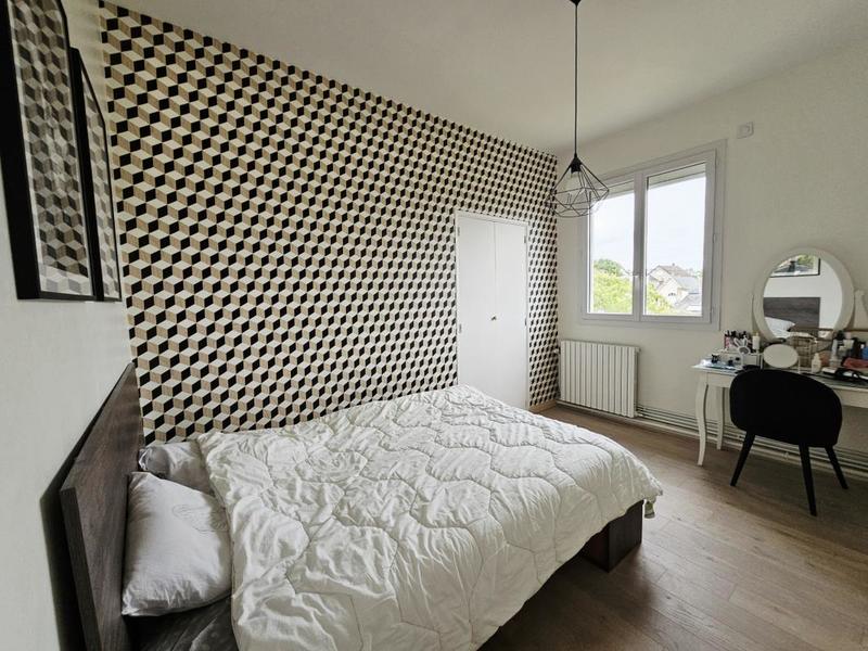 Maison - 251 m² - 10 pièces