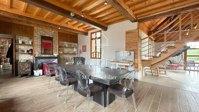 Maison - 343 m² - 8 pièces