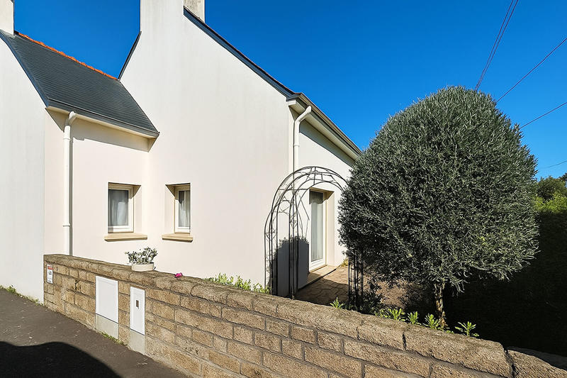 Maison - 98 m² - 5 pièces