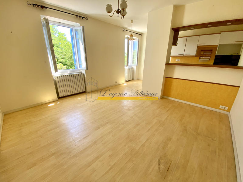 Propriété - 400 m² - 10 pièces