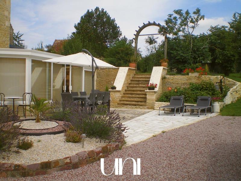 Maison - 188 m² - 8 pièces