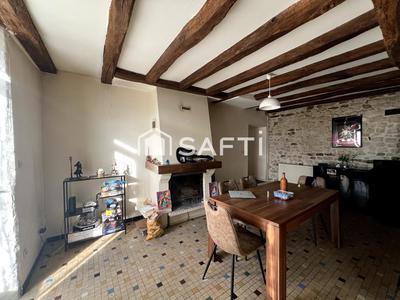 Maison - 101 m² - 5 pièces