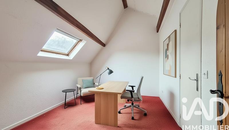 Maison - 185 m² - 8 pièces