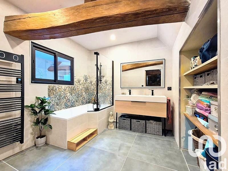 Maison - 165 m² - 4 pièces