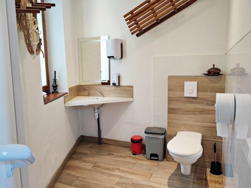 Local commercial - 53 m² - 3 pièces