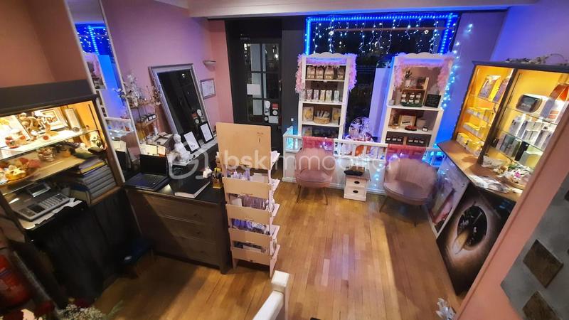 Beauté / Bien-être - 76 m²