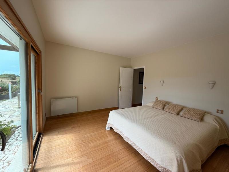 Maison de ville - 230 m² - 6 pièces