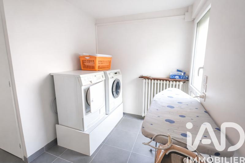 Maison - 204 m² - 8 pièces