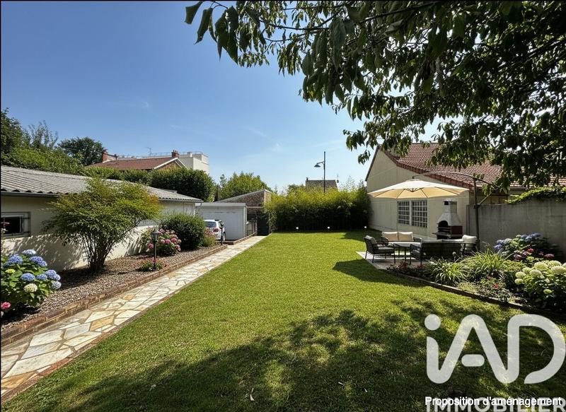 Maison - 100 m² - 6 pièces