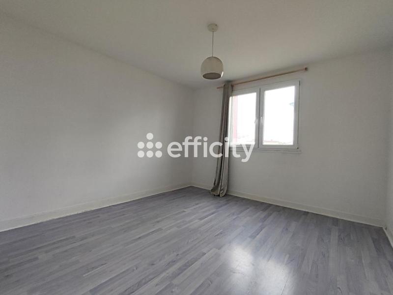 Appartement - 100 m² - 5 pièces