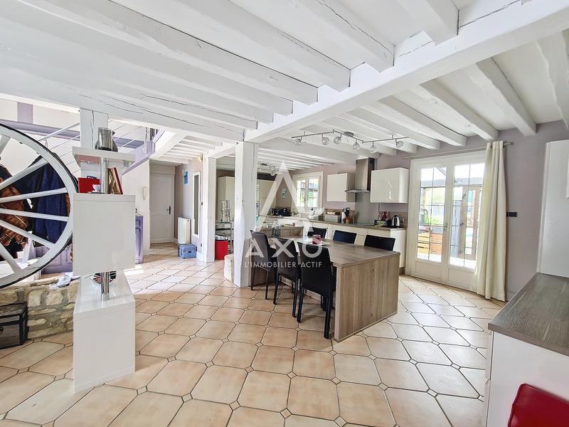 Maison - 143 m² - 7 pièces