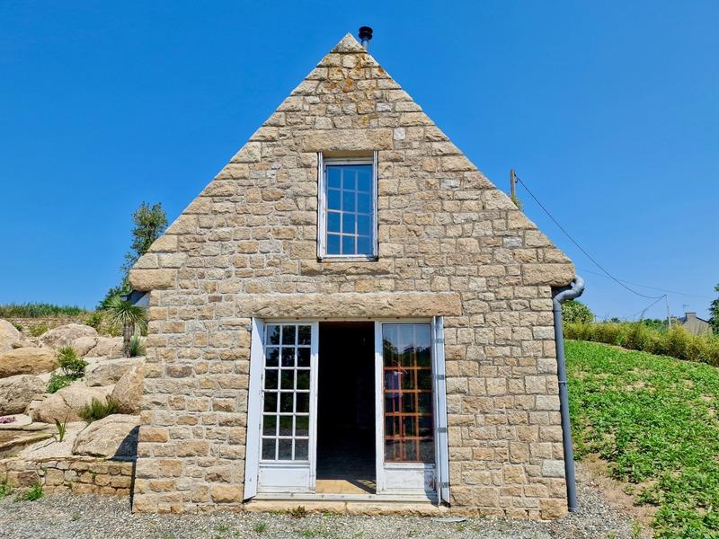 Propriété - 352 m² - 16 pièces