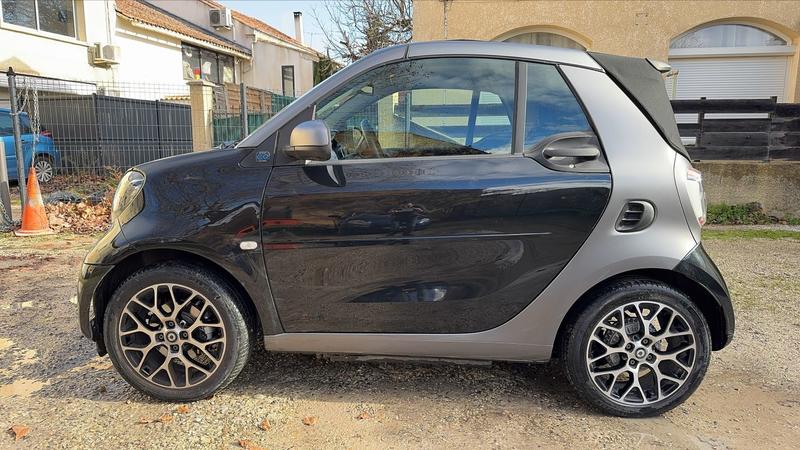 Smart ForTwo Cabriolet IV Eq 82 60 kWh Prime