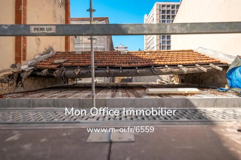 Immeuble - 220 m² - 18 pièces