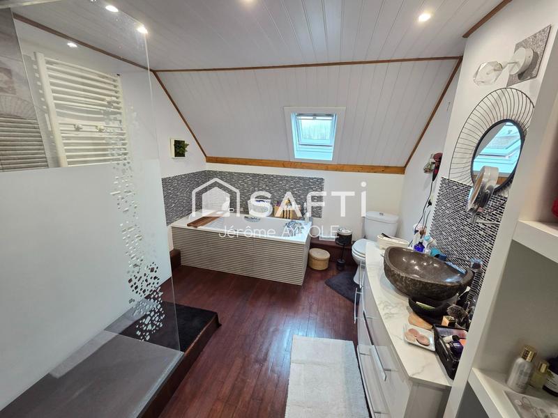 Maison - 152 m² - 5 pièces