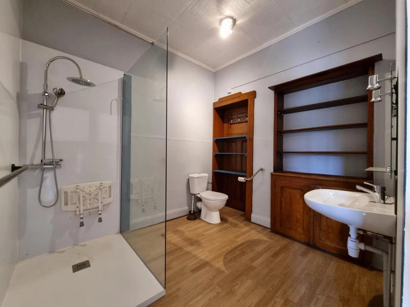 Maison traditionnelle - 269 m² - 6 pièces