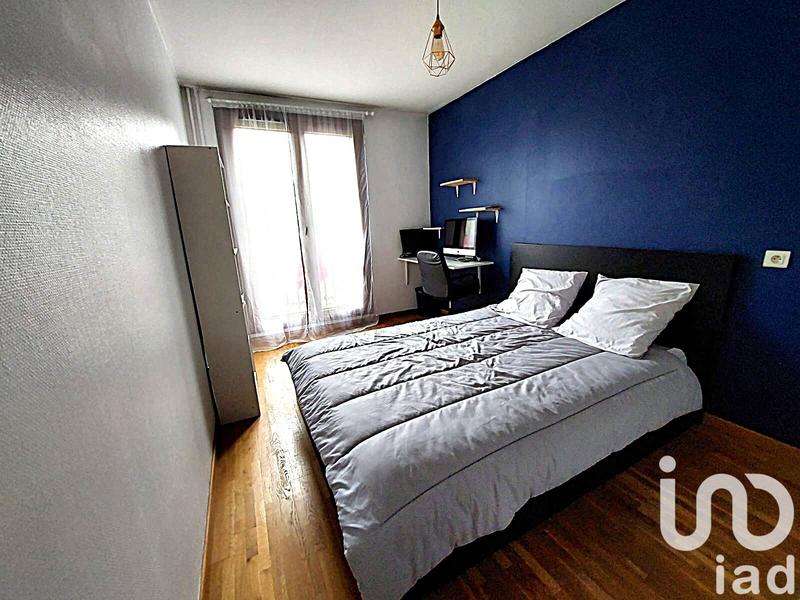 Appartement - 93 m² - 5 pièces