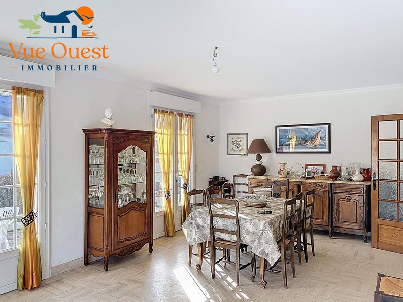 Maison - 122 m² - 5 pièces