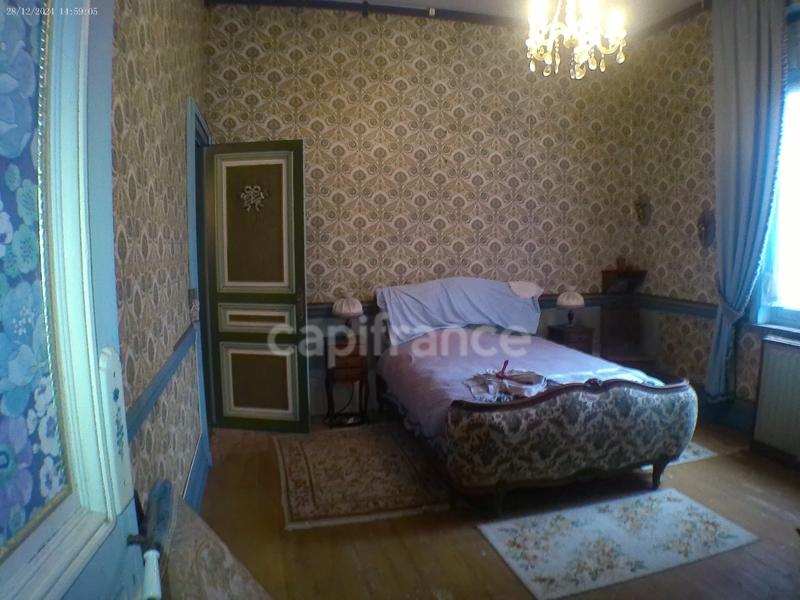 Maison - 291 m² - 8 pièces