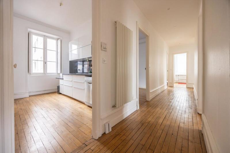 Appartement ancien - 115 m² - 5 pièces