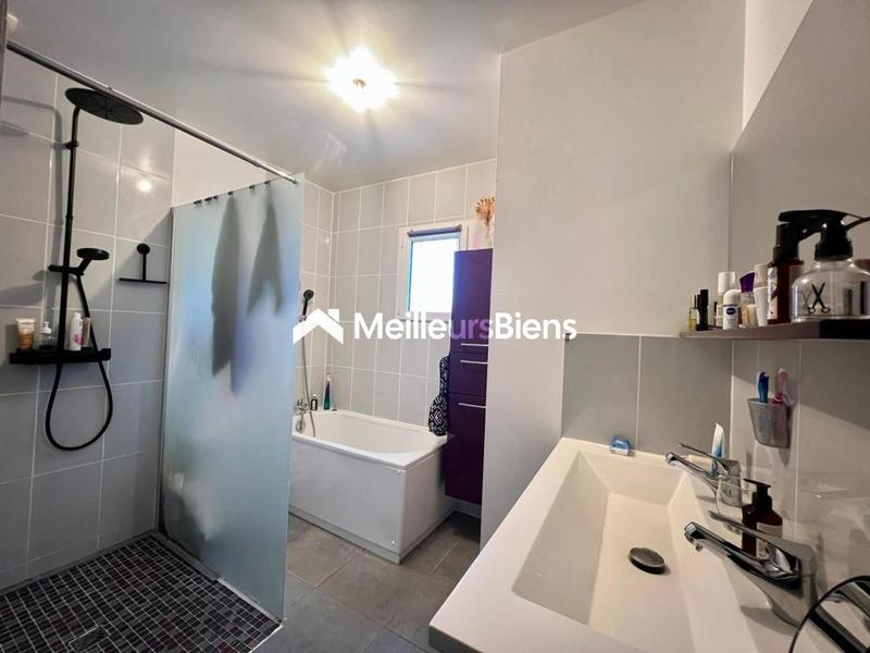 Maison - 83 m² - 4 pièces