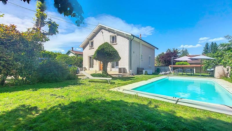 Maison - 160 m² - 5 pièces