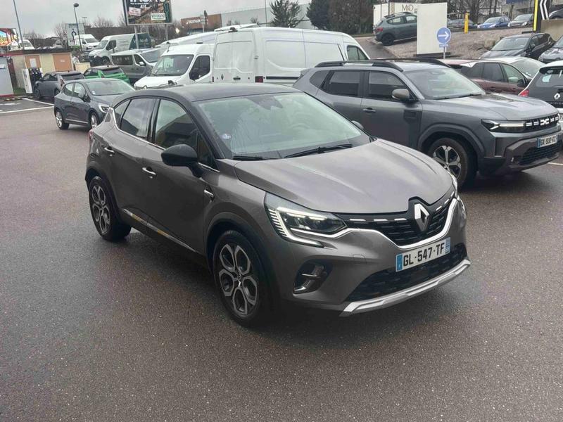 Renault Captur E-Tech full hybrid 145 Techno fast track