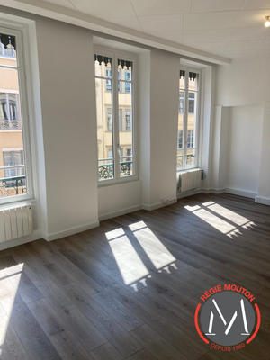 Local commercial - 84 m²