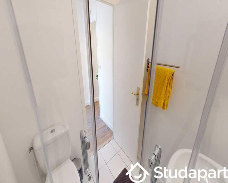 Chambre - 50 m² - 1 pièce