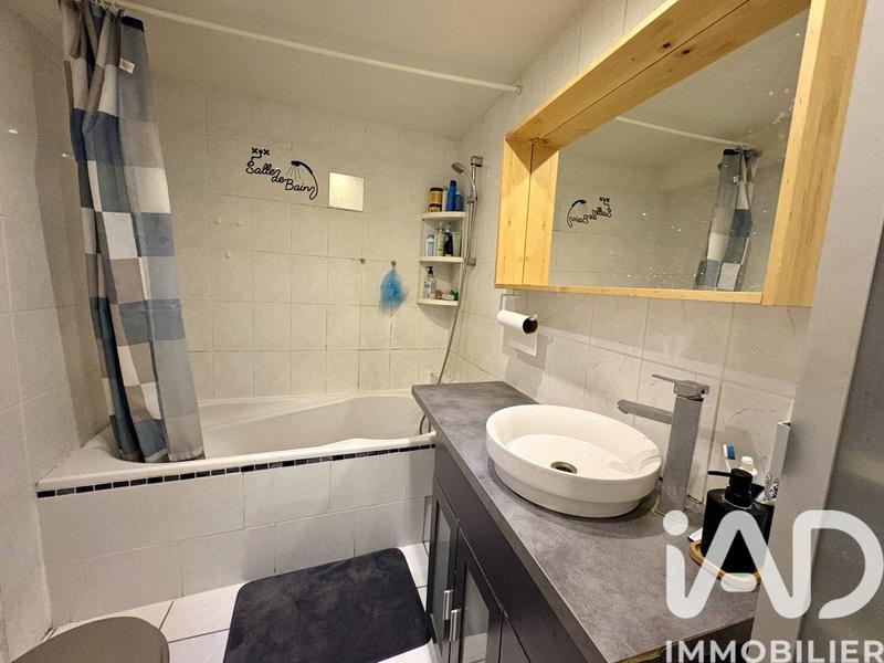 Maison de ville - 70 m² - 3 pièces