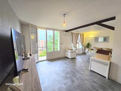 Appartement - 66 m² - 3 pièces