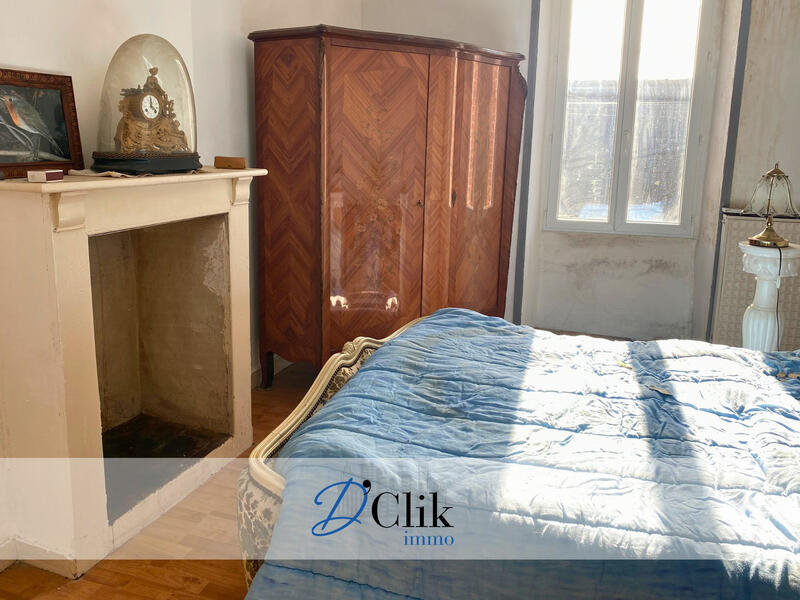 Maison - 223 m² - 8 pièces