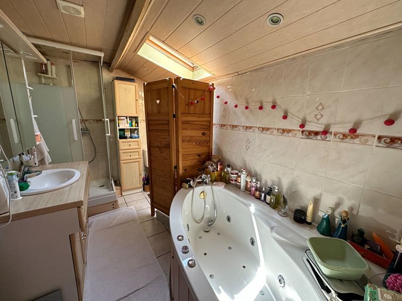 Maison - 114 m² - 5 pièces