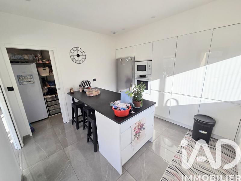 Maison - 120 m² - 4 pièces