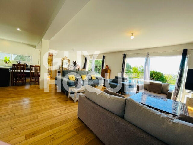 Villa - 166 m² - 5 pièces