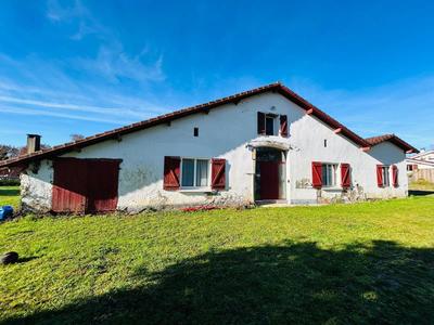 Maison - 122 m² - 5 pièces