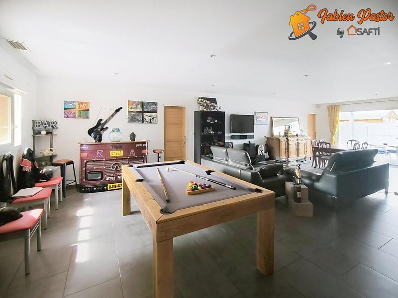 Villa - 190 m² - 7 pièces