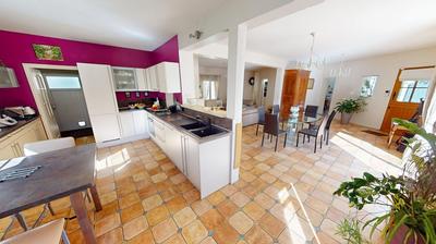 Maison - 188 m² - 7 pièces