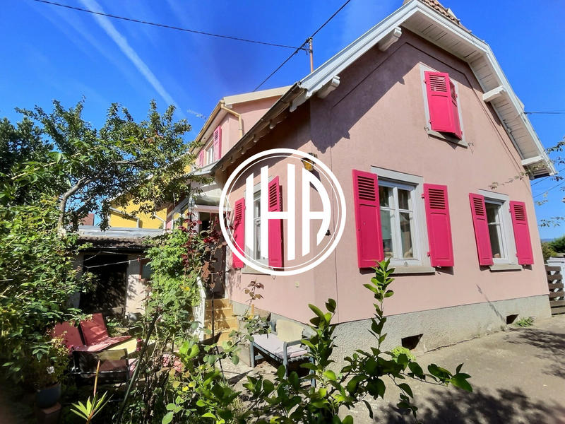 Maison - 92 m² - 5 pièces