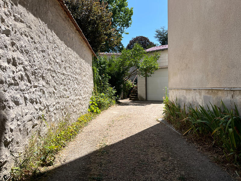 Appartement - 97 m² - 5 pièces