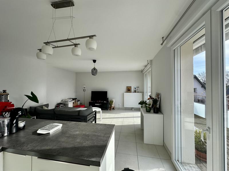 Appartement - 65 m² - 3 pièces