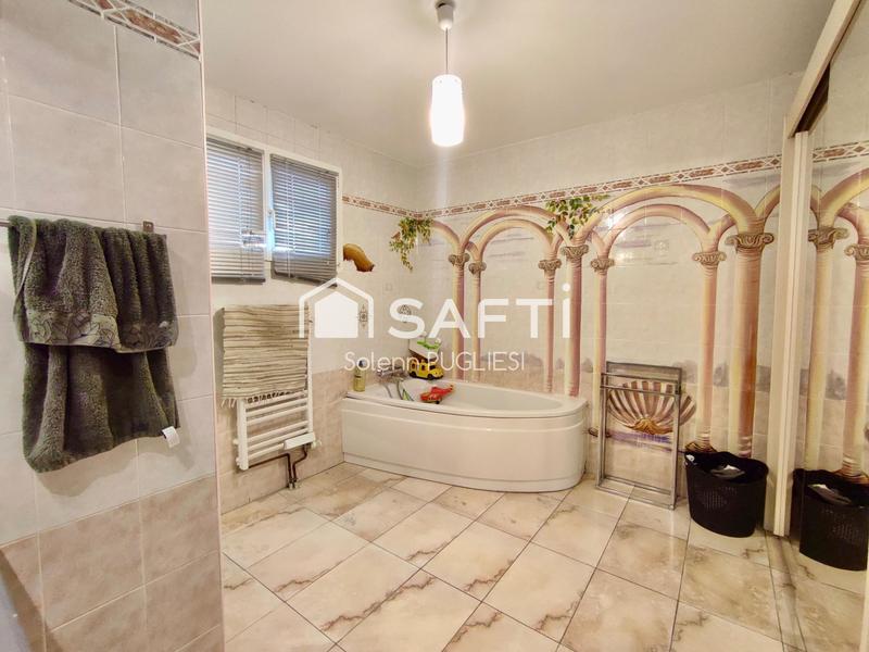 Maison - 170 m² - 5 pièces