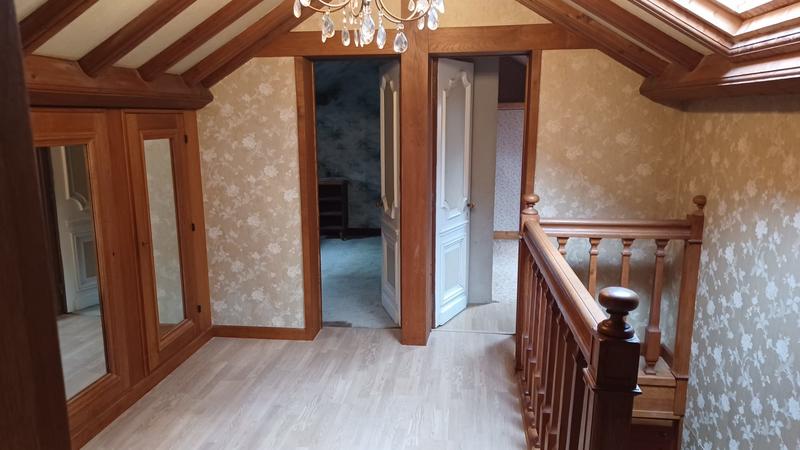 Maison - 107 m² - 6 pièces