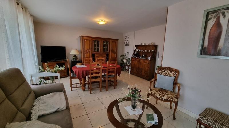 Appartement - 95 m² - 4 pièces